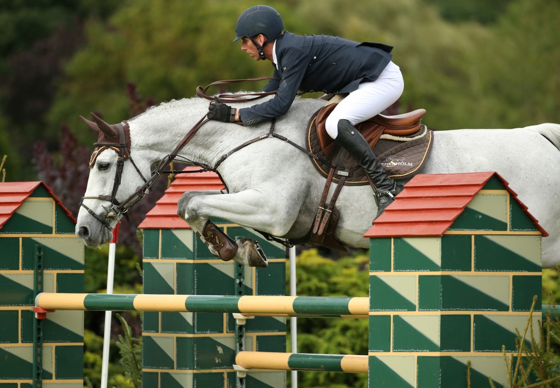 JP_A2945 (Medium).JPG