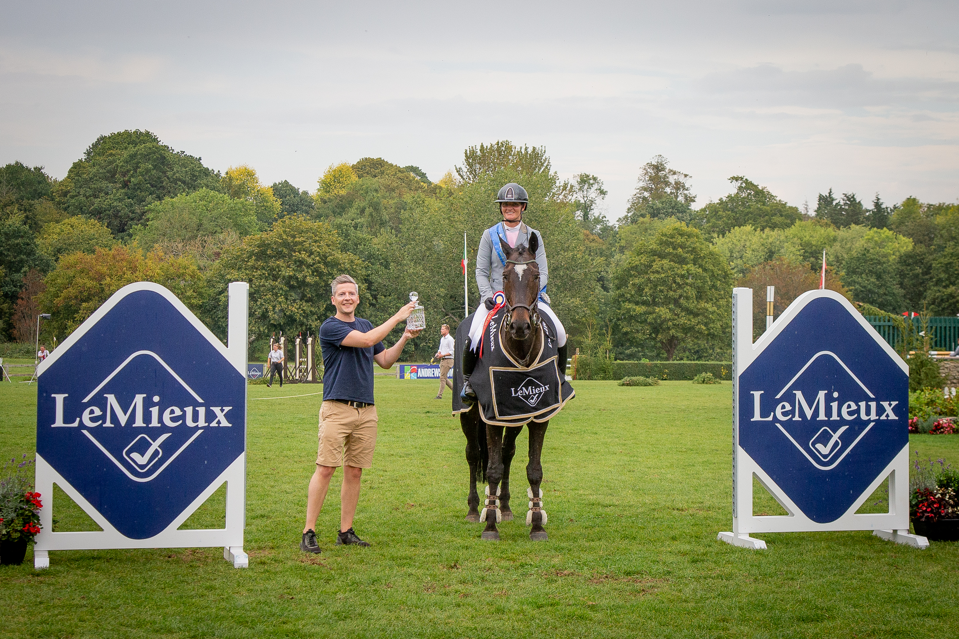 Jessica Burke & Express Trend C B&H (14)