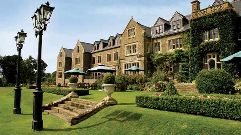 Accommodation_SouthLodge_01